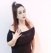 Priyanka Busty Milf Indian Escort In Abu Dhabi