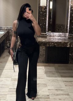 الماسة - escort in Dubai Photo 2 of 7