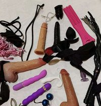 حليب بزاز - escort in Muscat