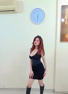 ملكة العشق - escort in Muscat Photo 5 of 15