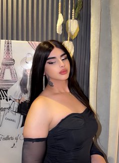 شهودة المغربية - Transsexual escort in Jeddah Photo 1 of 16