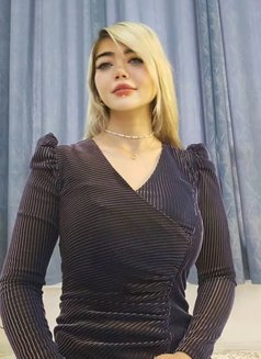 إيرانية جميلة جدا وجذابة - puta in Muscat Photo 2 of 8