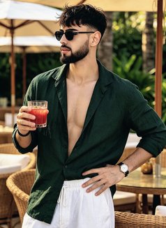 Юсуф...🇷🇺 - Male escort in İstanbul Photo 8 of 8