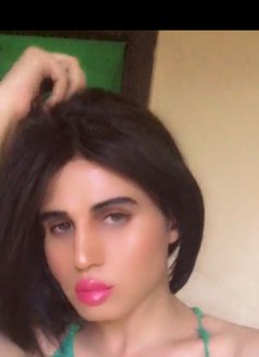 شمه - Dominadora transexual in Cairo Photo 2 of 8