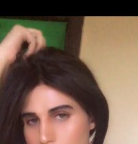شمه - Transsexual dominatrix in Cairo