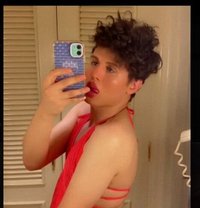 شمه - Transsexual dominatrix in Cairo