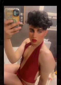 شمه - Dominadora transexual in Cairo Photo 5 of 8