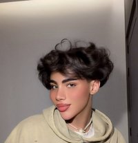 عبود 🇸🇦 - Male escort in Riyadh Photo 1 of 9