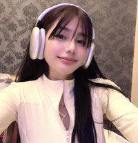 漂亮宝啦 - escort in Kuala Lumpur Photo 1 of 8