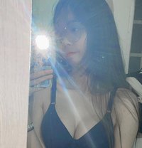 鴨小語 - escort agency in Taipei