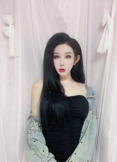 梅林娜 - Transsexual escort in Beijing Photo 19 of 21