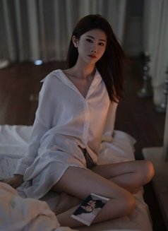 Chinese 🇨🇳zhouxiaoyue - masseuse in Dubai Photo 4 of 9