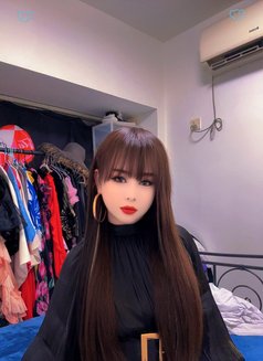 韩·卡斯 - Transsexual escort in Hong Kong Photo 9 of 10