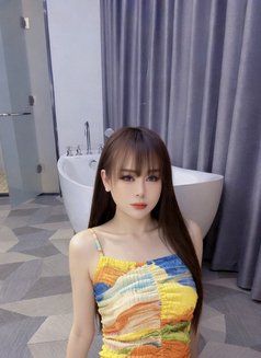 韩·卡斯 - Transsexual escort in Hong Kong Photo 10 of 10