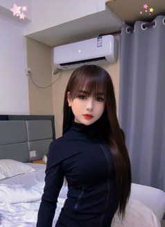 韩·卡斯 - Transsexual escort in Shanghai Photo 11 of 12