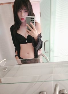 美丽蜜桃 - Transsexual escort in Shanghai Photo 11 of 14