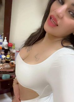 نسرين - escort agency in Al Manama Photo 1 of 1