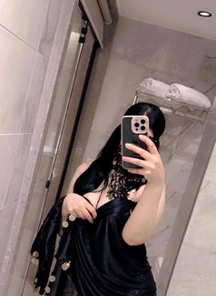 أدخل شوف ريمكس الرقص النار الجديد - escort in Al Manama Photo 26 of 30