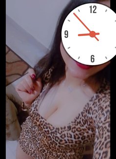 حجوزات خاصة ومستريس - escort in Cairo Photo 9 of 9