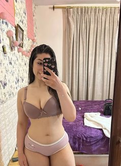 حجز مقابله وفيديو كول - escort in Cairo Photo 3 of 7