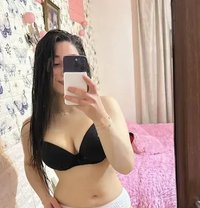علاقه ريلاشن ومكالمات فيديو - escort in Cairo