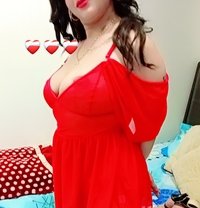 شهد الدلوعه - escort in Ajmān