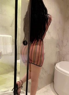 ده رقمى الوحيد ( البرنسيسة ميرو) - escort in Dubai Photo 1 of 8