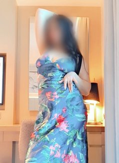 مهرة مصرية اول يوم بمسقط واصلة 🇲🇬 - puta in Muscat Photo 18 of 22