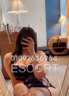 ملكة الرقص الشرقى - escort in Riyadh Photo 7 of 20