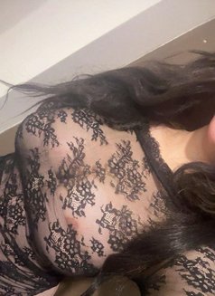 تومي استقبل اتصال هاتفي ع رقمي الخاص - escort in Riyadh Photo 5 of 15