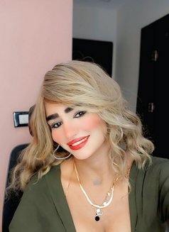 شوشو - Transsexual escort in Cairo Photo 29 of 30