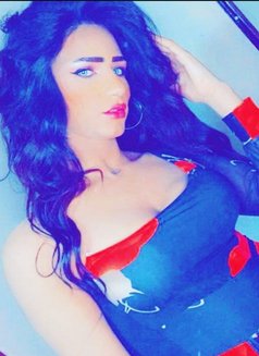 شوشو - Transsexual escort in Cairo Photo 26 of 30
