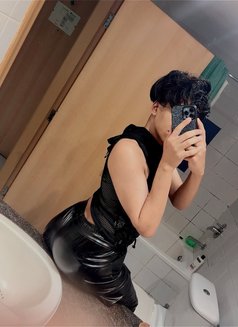 مرسلين - Transsexual escort in Cairo Photo 2 of 5