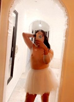 أدومي - Transsexual escort in Riyadh Photo 11 of 16