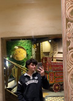 ميزو - Male escort in Cairo Photo 13 of 18