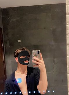 ميزو - Male escort in Cairo Photo 14 of 18