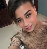 نور دلوع - Acompañantes masculino in Muscat