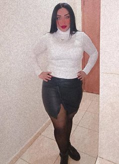 سيلين - puta in Beirut Photo 3 of 4