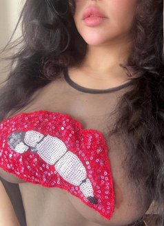 نوره العمه خلفي وامامي نار - escort in Al Manama Photo 18 of 18