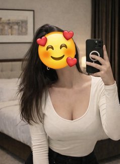 🥂𝑹𝒆𝒂𝒍 𝑴𝒆𝒆𝒕🥀𝑪𝒂𝒎 𝑺𝒉𝒐𝒘🥂 - escort in Hyderabad Photo 6 of 9