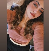 सालवी - escort in Kolkata