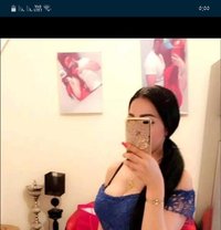 سالي - escort in London