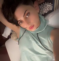حمودي - Transsexual escort in Al Sohar