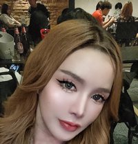 ΰΈΰΈ ΰΈ§ΰΈ£ΰΈ£ΰΈ - Transsexual escort in Bangkok