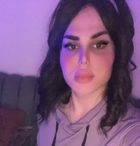 ميمو - Acompañantes transexual in Beirut