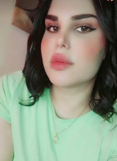 ميمو - Transsexual escort in Beirut Photo 2 of 2