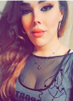 جونيلا - Acompañantes transexual in Beirut Photo 6 of 9