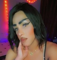 الديفا دلع - Transsexual escort in Beirut