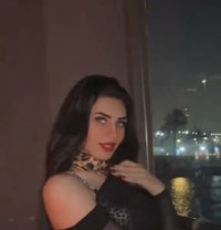 جوليان - Transsexual escort in Cairo
