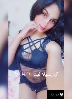 ساسو - Transsexual escort in Cairo Photo 2 of 4